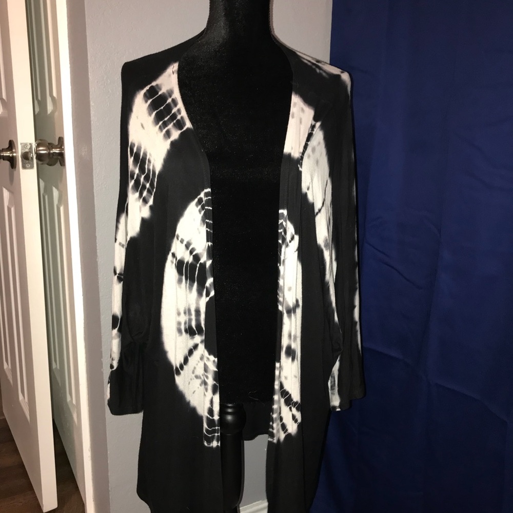 Tye dye kimono